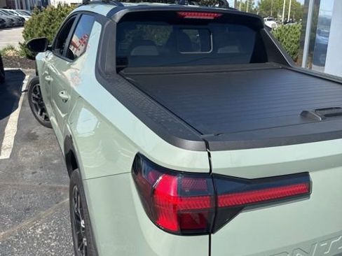 Used 2025 Hyundai Santa Cruz Limited image 13