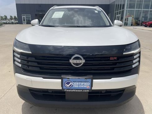 Certified 2025 Nissan Kicks SR image 8