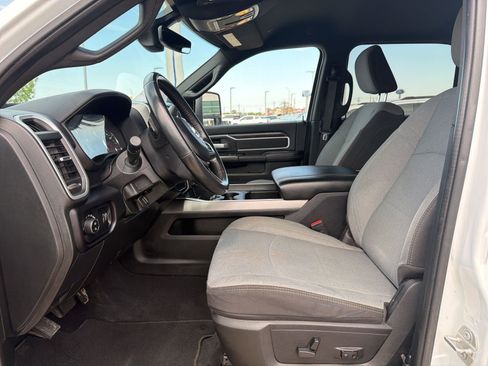 Used 2024 RAM 2500 Big Horn w/ Off Road Package image 13