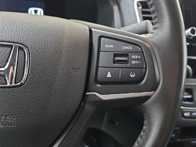 Used 2025 Honda Ridgeline RTL image 17