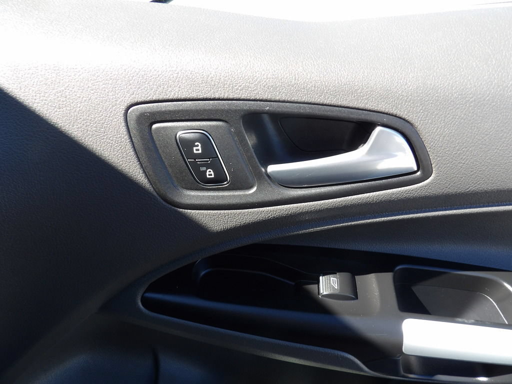 Used 2023 Ford Transit Connect XLT FWD image 36