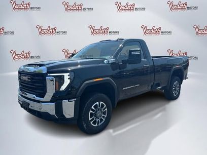 New 2025 GMC Sierra 3500 Pro w/ Convenience Package