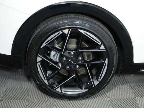 Certified 2025 Kia K4 GT-Line FWD image 13