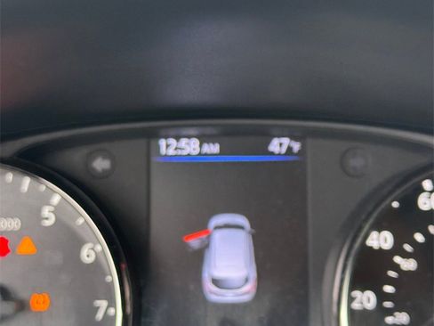 Used 2019 Nissan Rogue Sport SV image 4