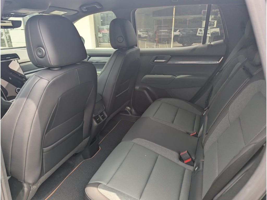 New 2026 GMC Terrain AT4 w/ Technology Package II AWD/4WD image 14