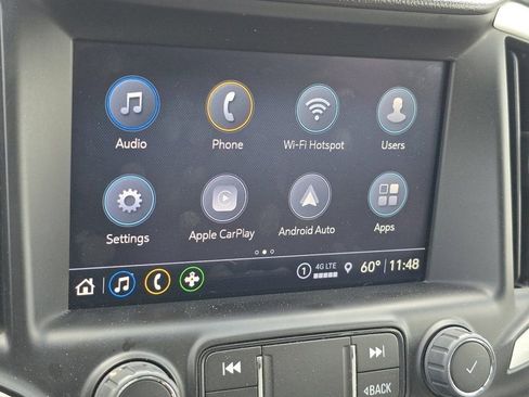 Used 2023 GMC Terrain SLT FWD image 3