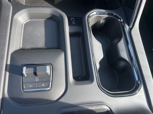 New 2026 GMC Sierra 2500 AT4 w/ AT4 Premium Plus Package image 15