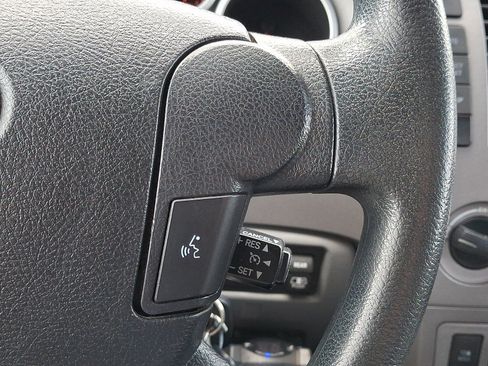 Used 2013 Toyota Tundra 4x4 Double Cab w/ SR5 Pkg image 22