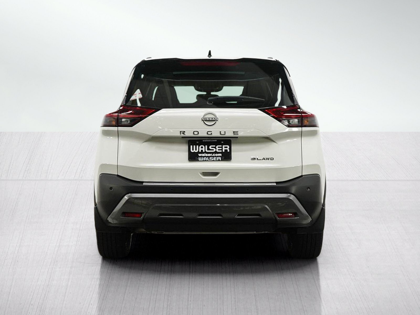 Used 2023 Nissan Rogue SL AWD/4WD image 4