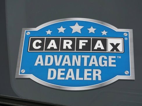 Used 2017 Ford Explorer XLT AWD/4WD image 26