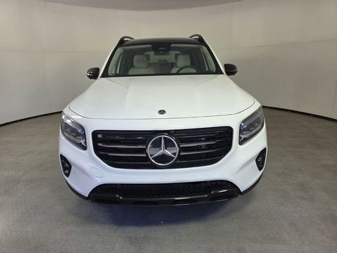 New 2026 Mercedes-Benz GLB 250 image 2