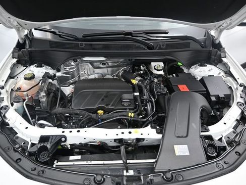 Used 2025 Buick Envista Preferred image 11