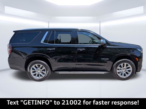 Used 2024 Chevrolet Tahoe Premier AWD/4WD image 2