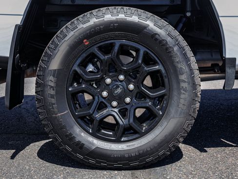 Used 2024 Ford F150 XLT w/ FX4 Off-Road Package AWD/4WD image 7
