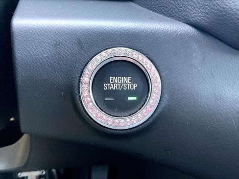 Used 2022 GMC Terrain SLE w/ Driver Convenience Package image 35