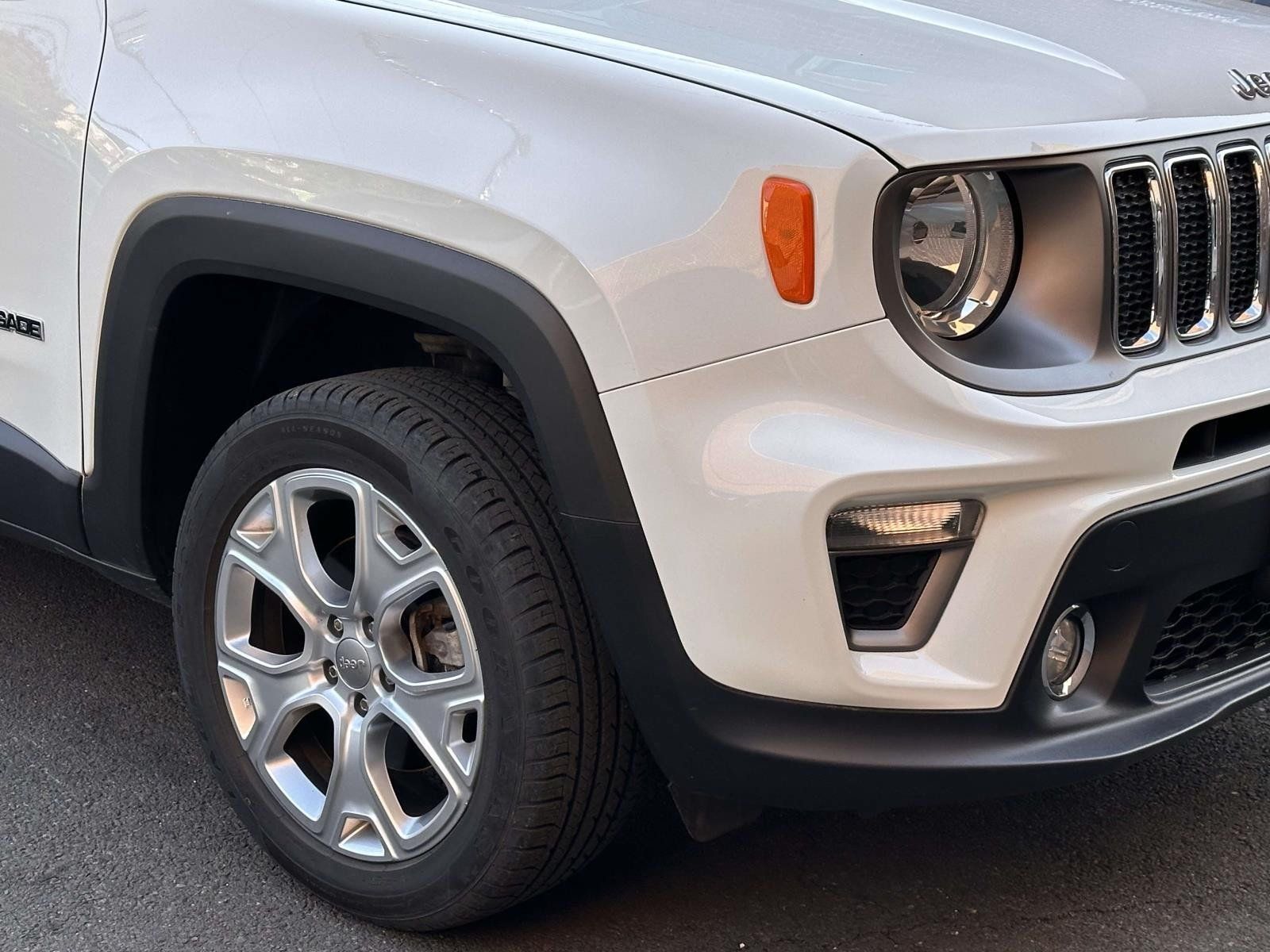 Used 2020 Jeep Renegade Limited AWD/4WD image 11