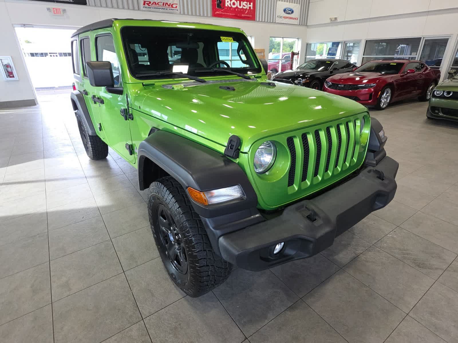 Used 2018 Jeep Wrangler Unlimited Sport AWD/4WD image 3