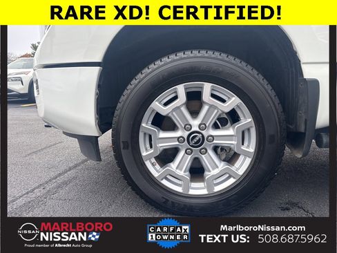 Certified 2024 Nissan Titan SV w/ SV Convenience Package image 11