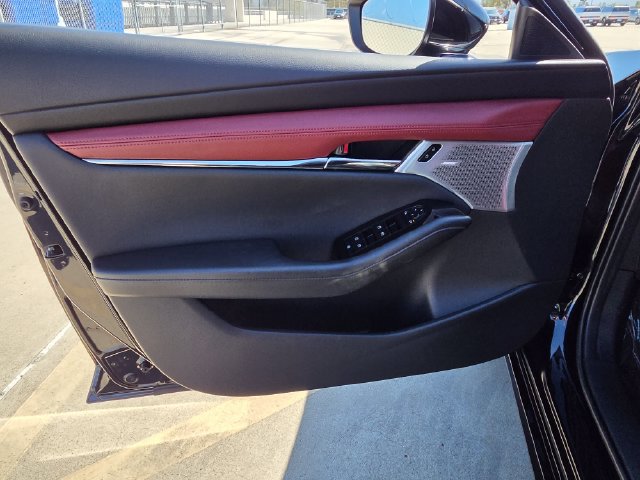 New 2026 MAZDA MAZDA3 2.5 S Hatchback w/ Premium Pkg FWD image 15