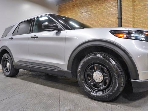 Used 2021 Ford Explorer 4WD Police Interceptor w/ Interior Upgrade Package image 8