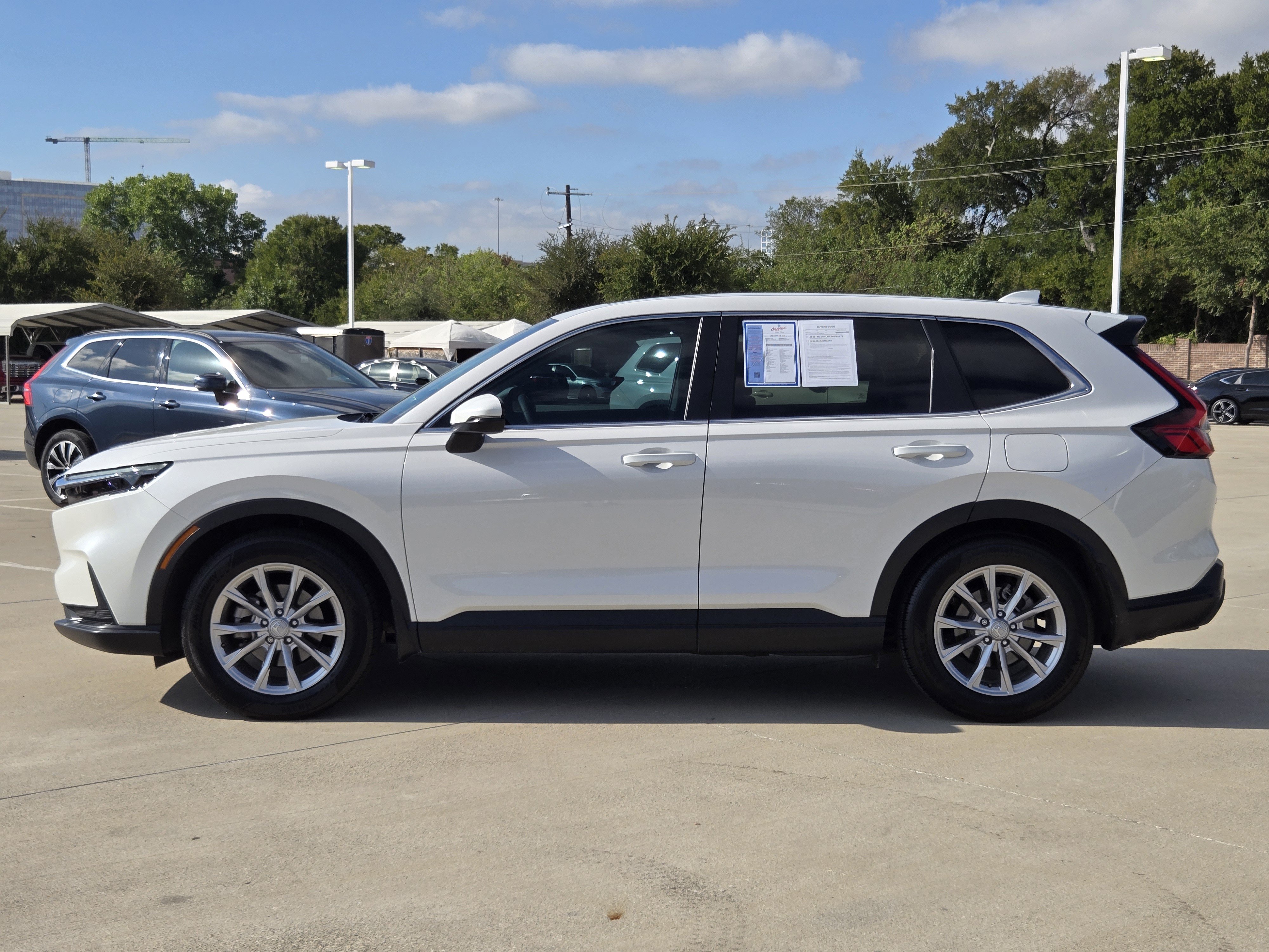 Used 2025 Honda CR-V EX-L image 5