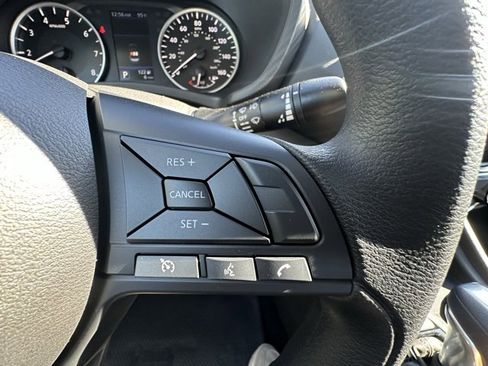 New 2025 Nissan Sentra S image 11