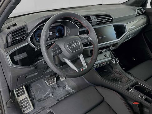 Certified 2025 Audi Q3 2.0T Premium Plus w/ Premium Plus Package AWD/4WD image 9