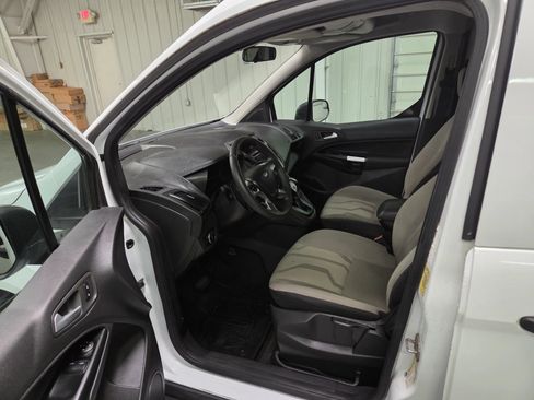 Used 2017 Ford Transit Connect XLT FWD image 14