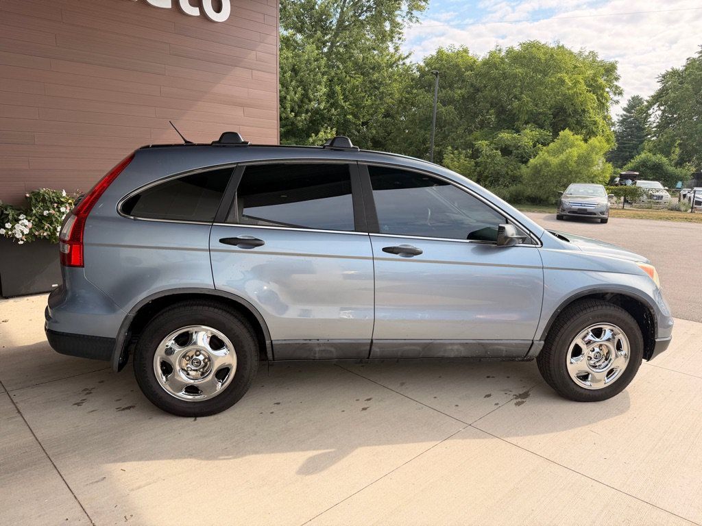Used 2010 Honda CR-V LX image 8