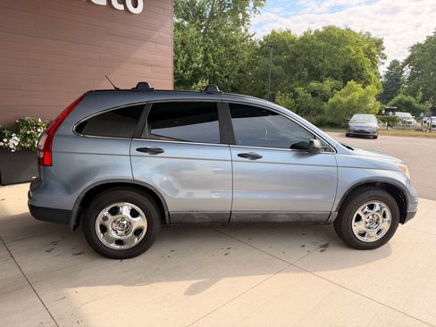 Used 2010 Honda CR-V LX image 8
