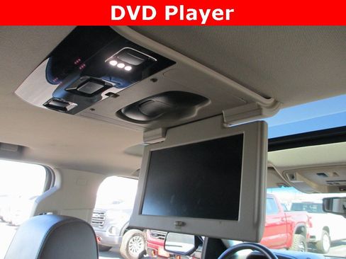 Used 2018 GMC Yukon Denali w/ Denali Ultimate Package image 16