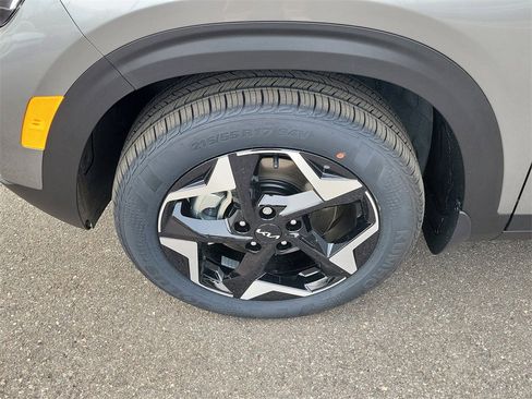 New 2026 Kia Seltos S image 36