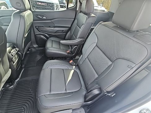 Certified 2022 GMC Acadia SLT w/ Elevation Edition image 14