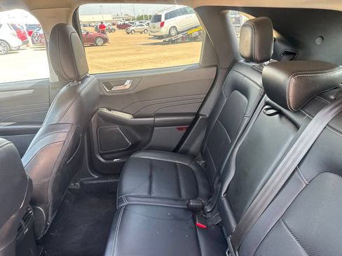 Used 2021 Ford Escape SEL w/ Technology Package FWD image 34