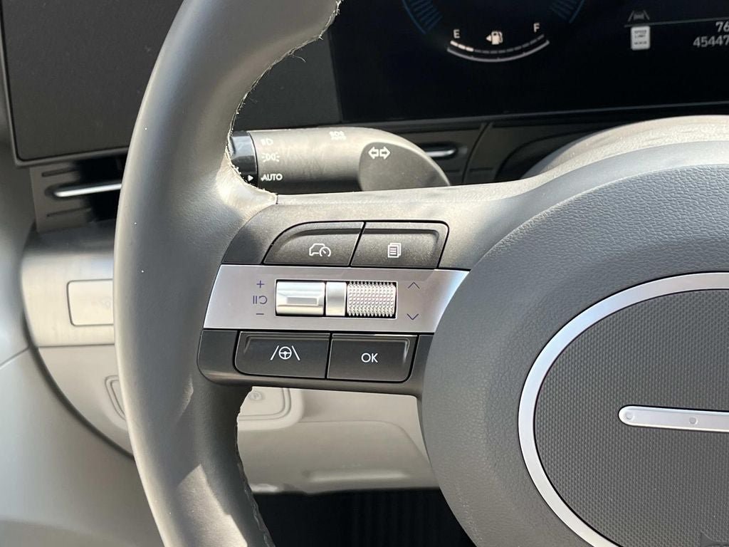 Used 2025 Hyundai Kona SEL AWD/4WD image 16