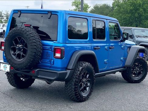 Used 2024 Jeep Wrangler Unlimited Sport AWD/4WD image 12
