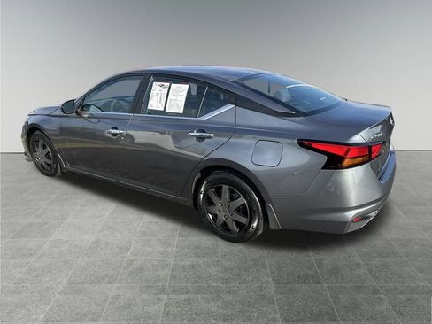 Used 2021 Nissan Altima 2.5 S image 3