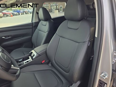 Certified 2025 Hyundai Tucson SEL FWD image 33