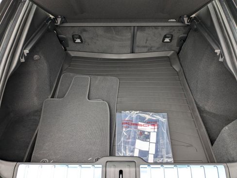 New 2025 Porsche Panamera image 24