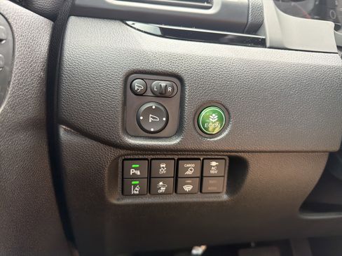 Certified 2025 Honda Ridgeline Black Edition image 38