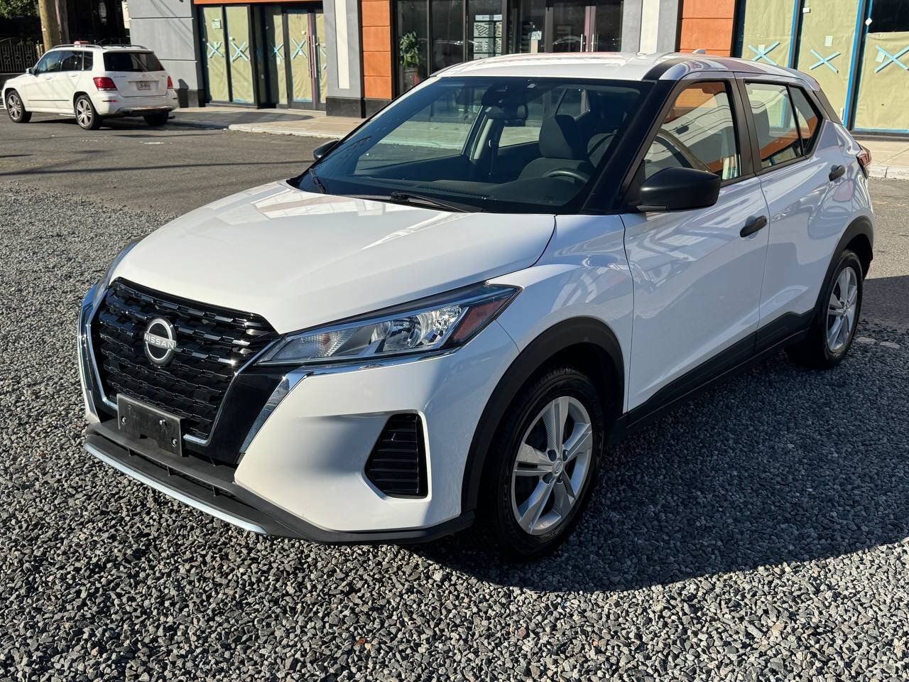 Used 2024 Nissan Kicks S FWD image 1
