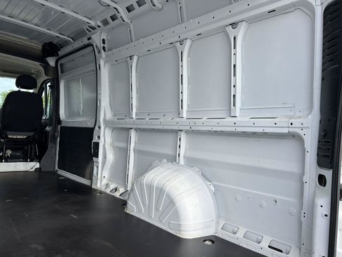 Used 2025 RAM ProMaster 3500 w/ Power Group FWD image 11