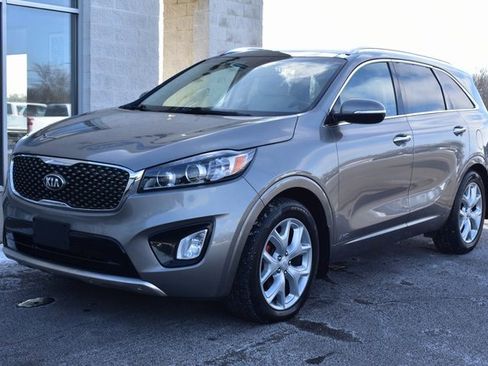 Used 2018 Kia Sorento SX image 9