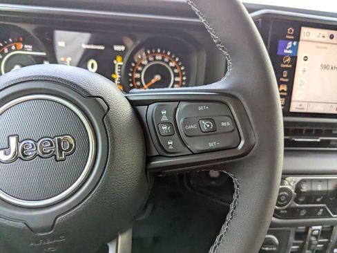 New 2025 Jeep Gladiator Mojave w/ Safety Group image 16