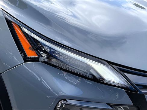 New 2026 Nissan Rogue SV FWD image 13