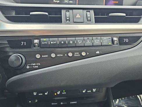 Certified 2020 Lexus ES 350 w/ Premium Package image 19