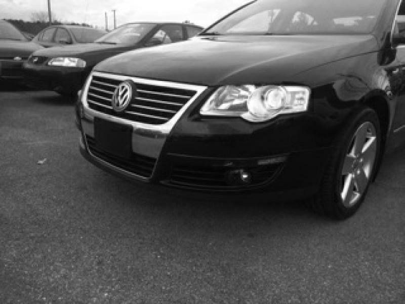 Used 2007 Volkswagen Passat 2.0T FWD image 4