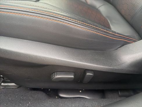 Used 2023 Subaru Crosstrek 2.5i Limited w/ Moonroof Package image 16