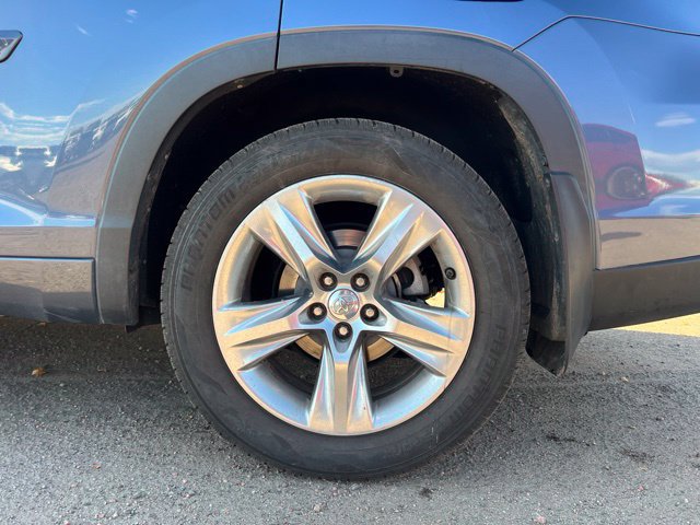 Used 2015 Toyota Highlander Limited Platinum AWD/4WD image 13