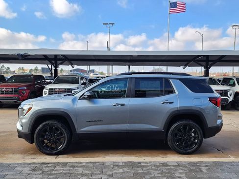 New 2026 GMC Terrain Elevation w/ Black Edition FWD image 7